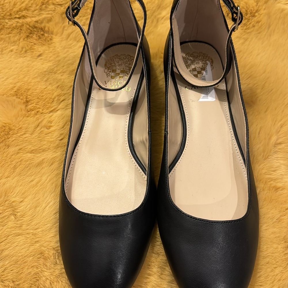 Vince Camuto Black Leather Ankle-Strap Flats - Picture 4 of 5